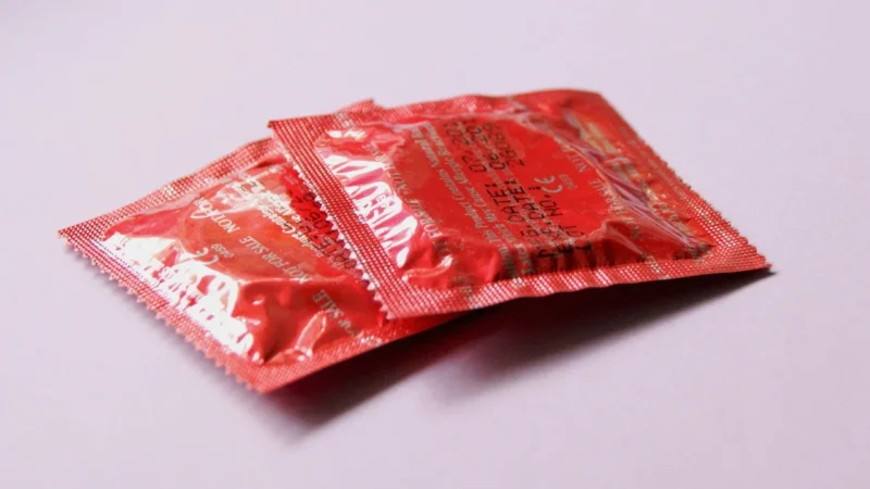 Dlaczego warto wybrać prezerwatywy Durex dla zdrowia intymnego?